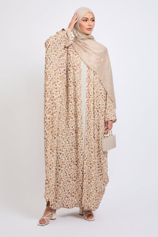 umrah abaya