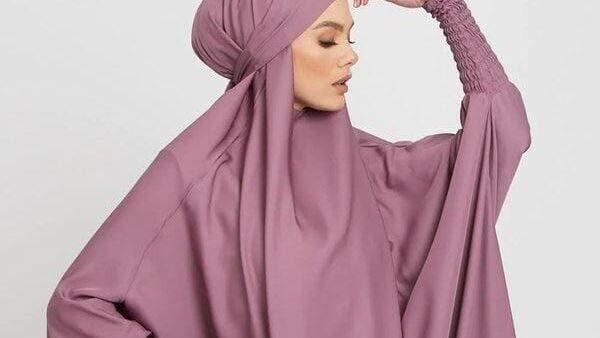 pink abaya 